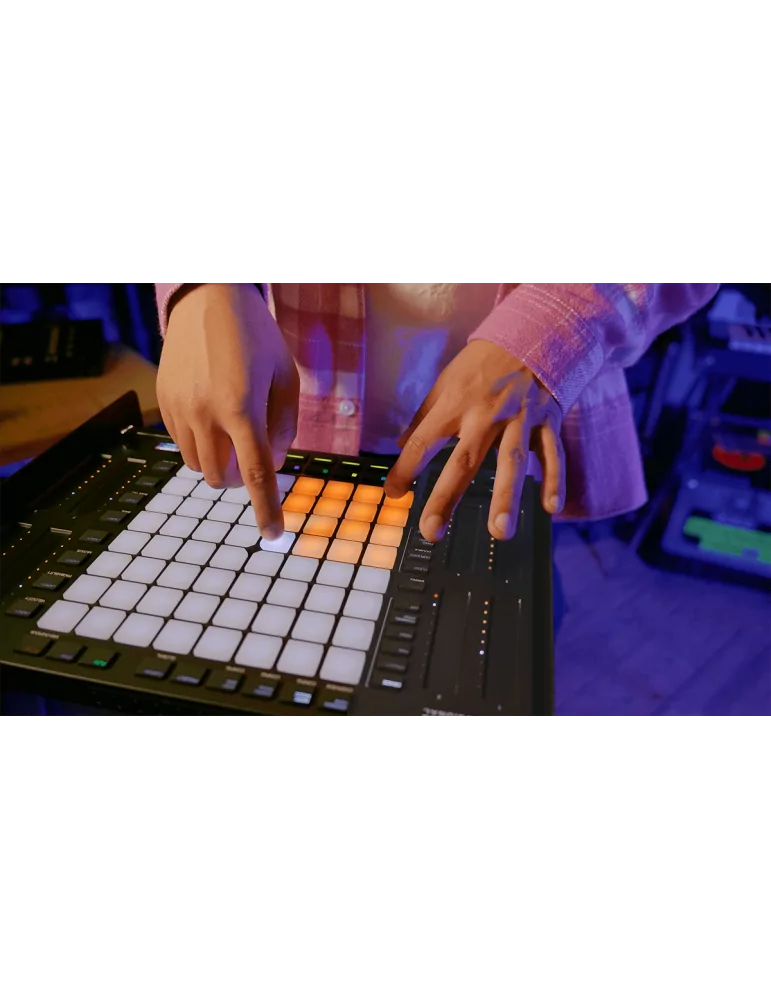 AKAI PROFESSIONAL APC64 | MusicGoodDeal