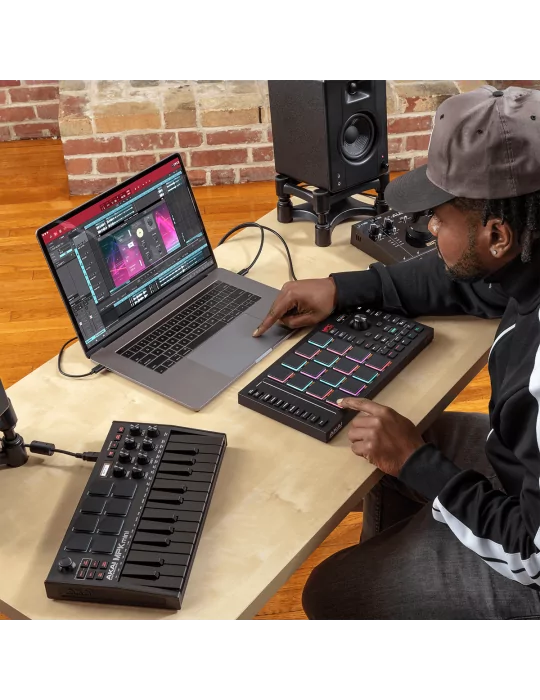  AKAI PROFESSIONAL MPC-STUDIO-II Controllers - MPC Studio II|MusicGoodDeal 