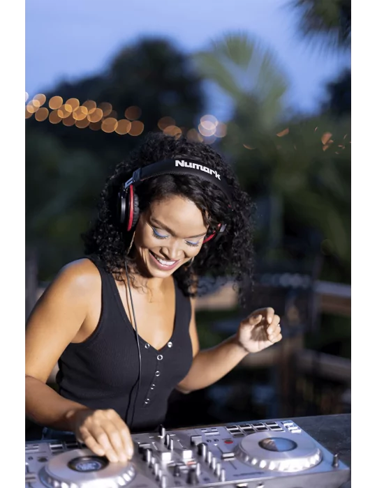 NUMARK HF175 | MusicGoodDeal