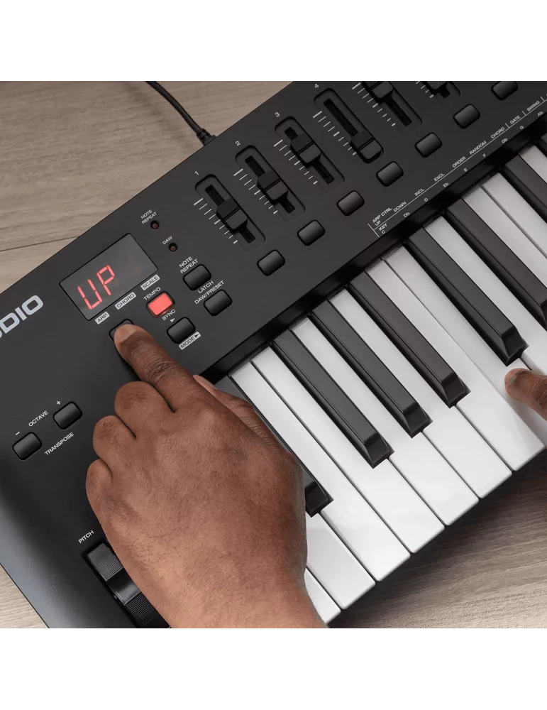  M-AUDIO OXYGEN 49V USB-Midi 49 notes 8 pads/pots/faders|MusicGoodDeal 