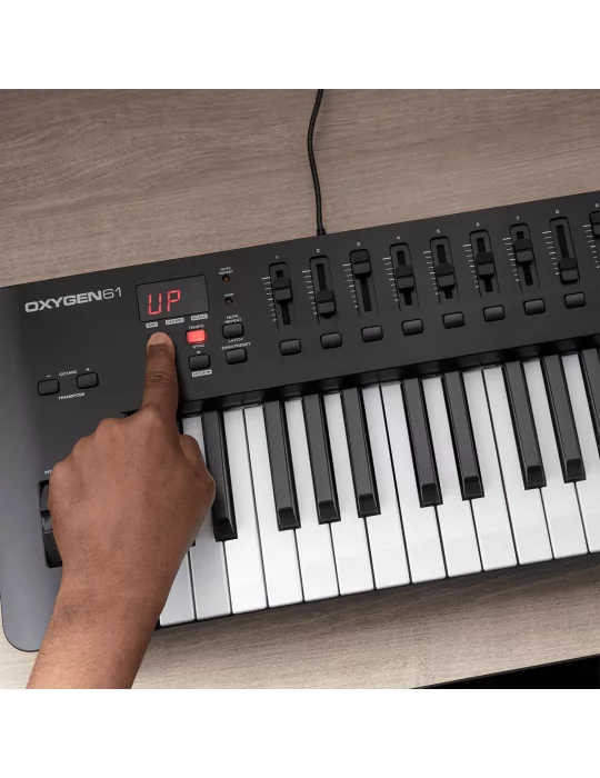  M-Audio OXYGEN 61 V|MusicGoodDeal 