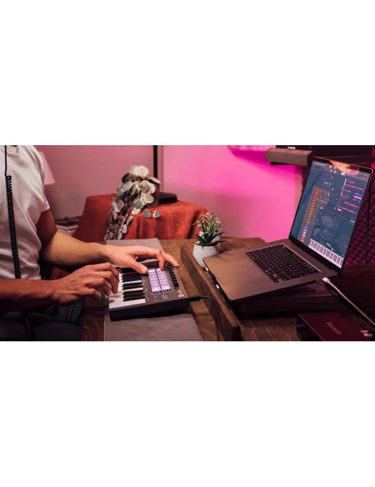  NOVATION FLKEY-MINI Controller for FL Studio|MusicGoodDeal 
