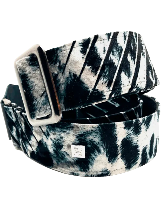 GET M GET M THECASANDRA-BK-WH | MusicGoodDeal