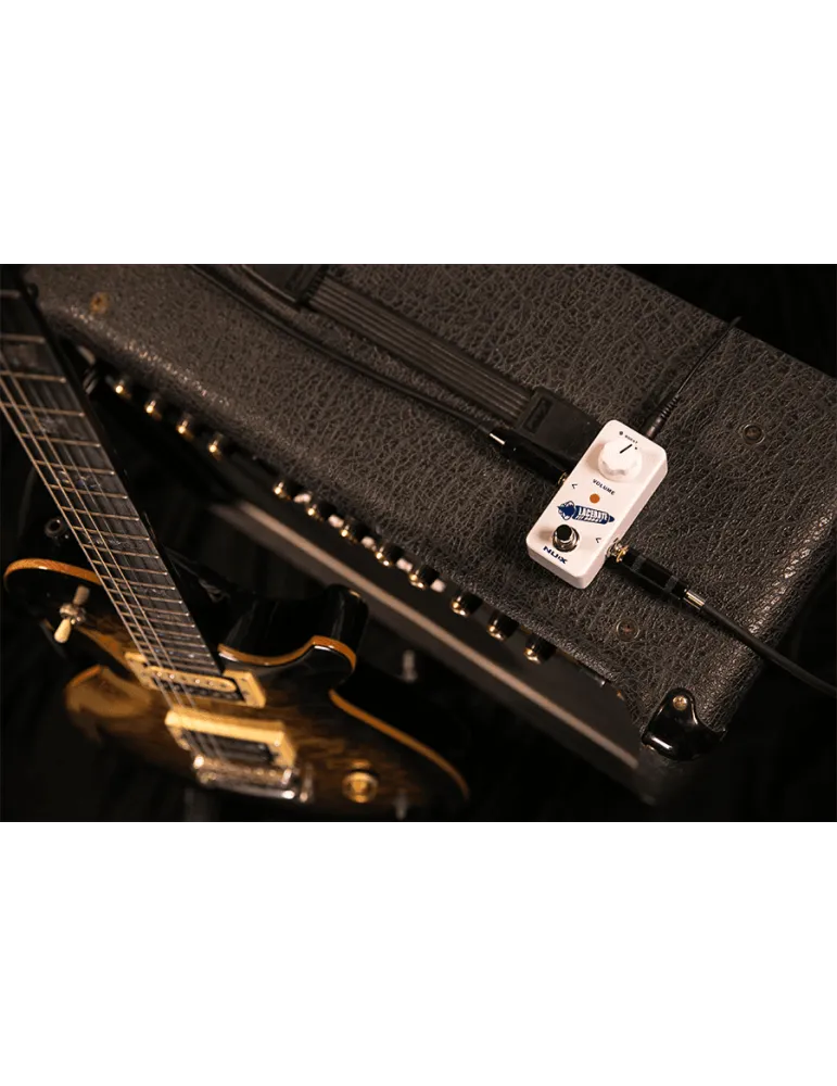 NUX LACERATE-BOOST | MusicGoodDeal