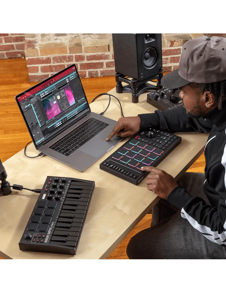  AKAI PROFESSIONAL MPC-STUDIO-II Controller - MPC Studio II|MusicGoodDeal 