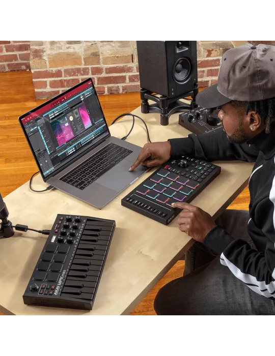  AKAI PROFESSIONAL MPC-STUDIO-II Controller - MPC Studio II|MusicGoodDeal 