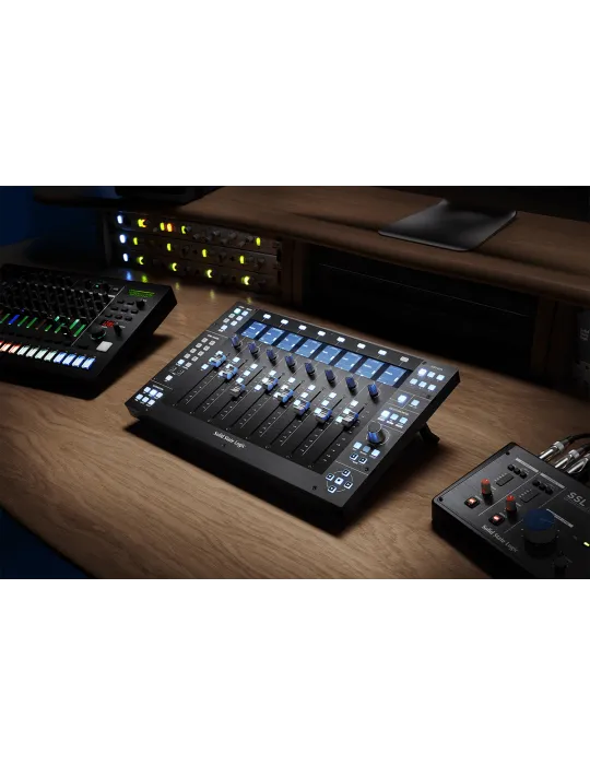  SOLID STATE LOGIC UF8 8 motorisierte kapazitive Fader|MusicGoodDeal 
