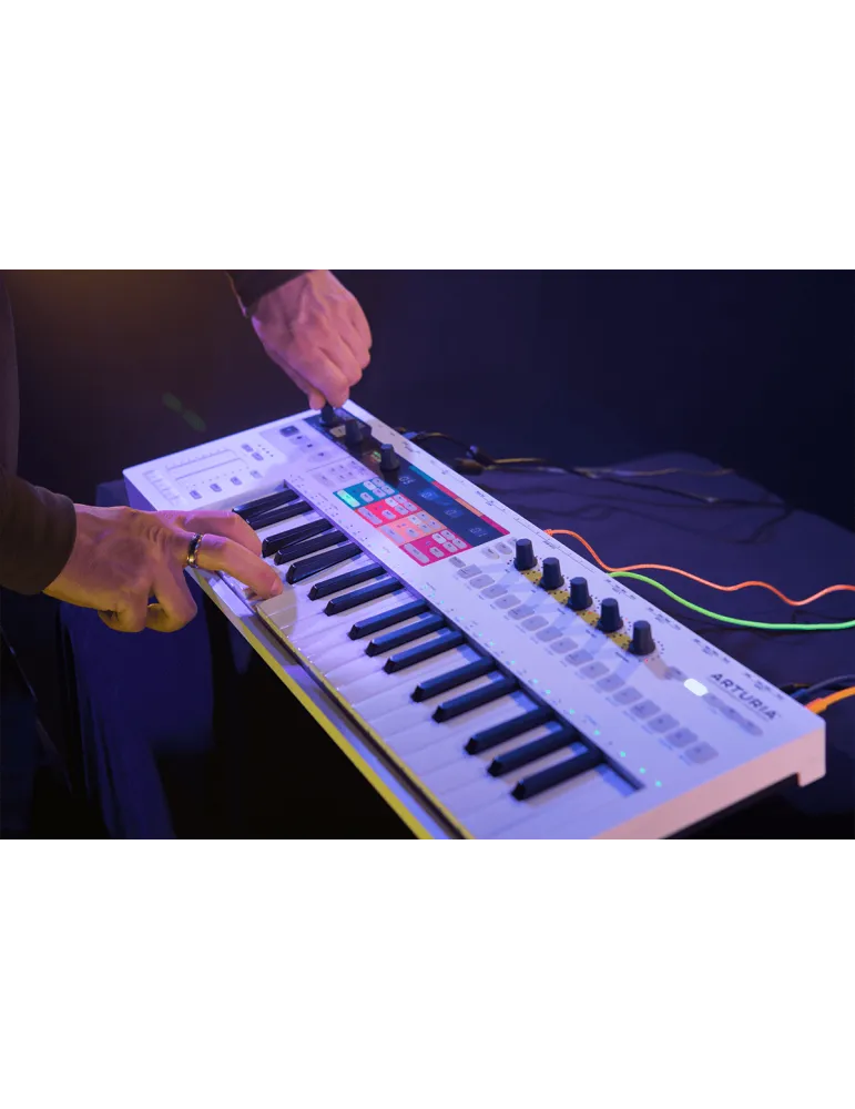 Arturia KEYSTEPPRO Keyboard-Controller KeyStep |MusicGoodDeal