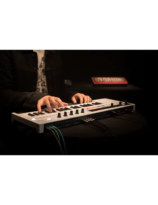 Arturia KEYSTEPPRO Keyboard-Controller KeyStep |MusicGoodDeal