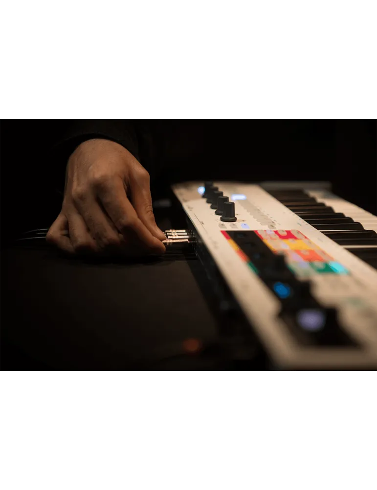 Arturia KEYSTEPPRO Keyboard-Controller KeyStep |MusicGoodDeal