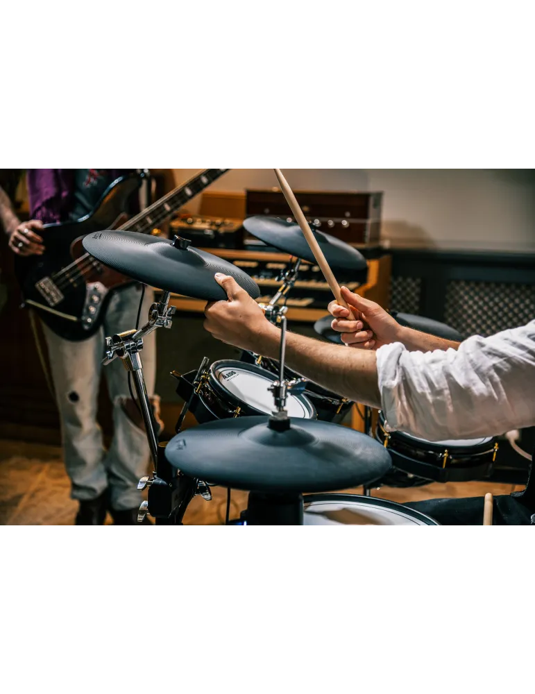 ALESIS STRATACORE | MusicGoodDeal