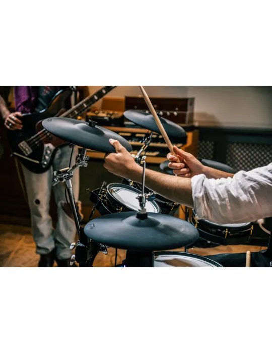ALESIS STRATACORE | MusicGoodDeal