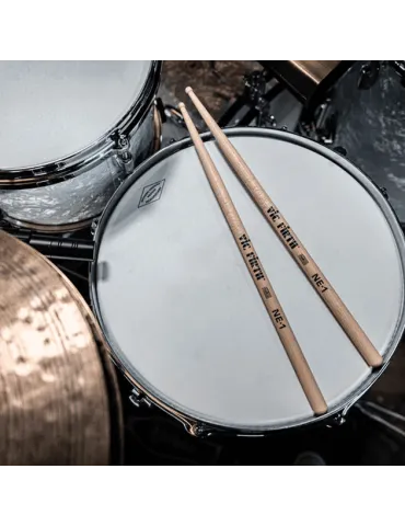  VIC FIRTH NE1 Olive wood - American Classic NE1 - by Mike Johnston|MusicGoodDeal 